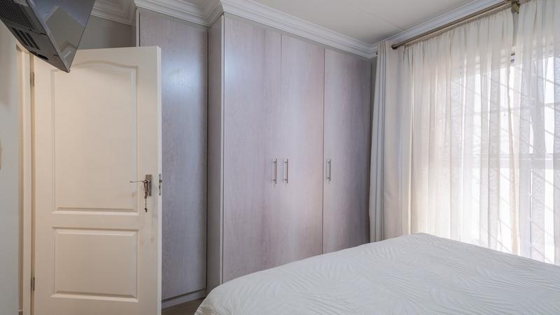 3 Bedroom Property for Sale in Burgundy Estate Western Cape